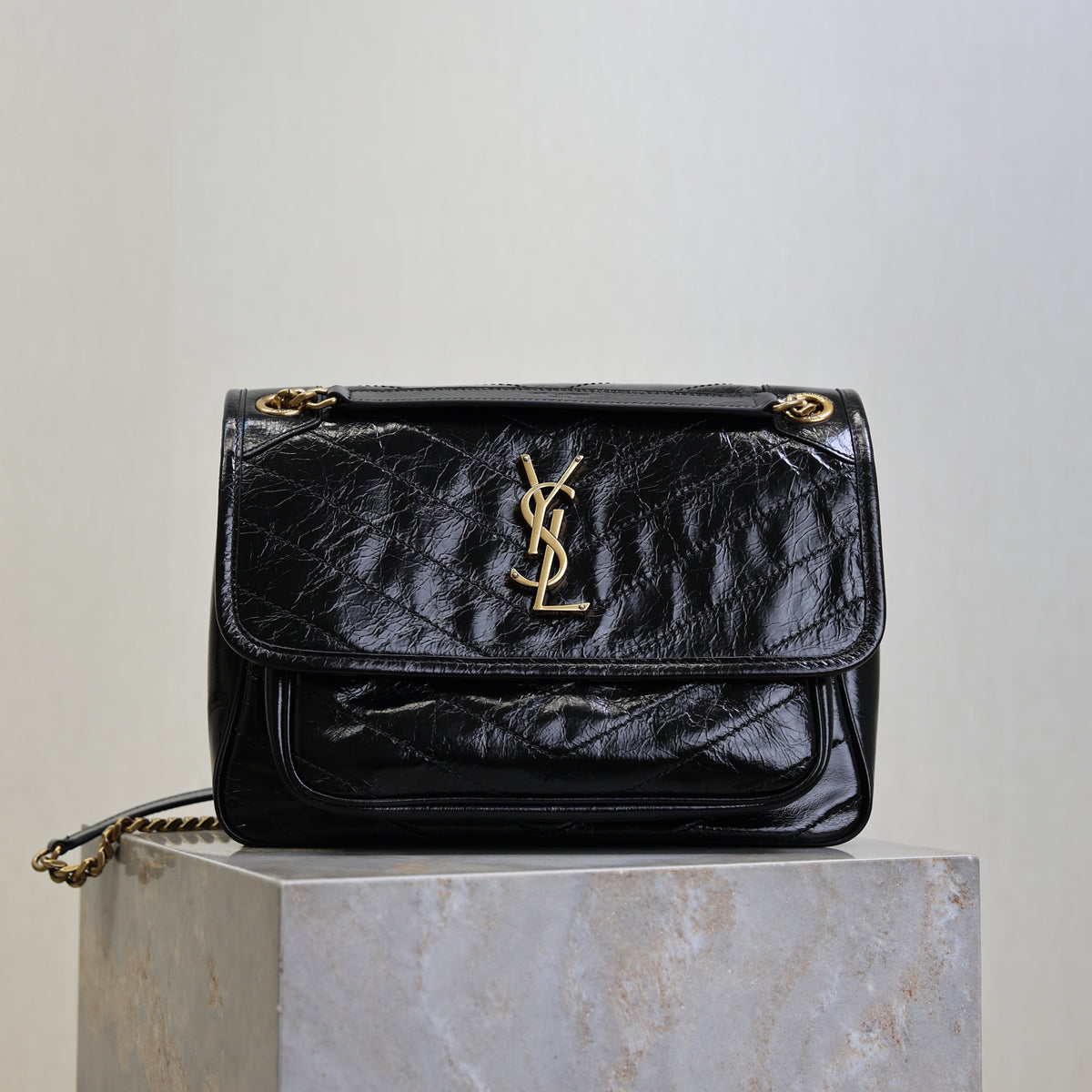 YSL 25S NIKI MM BAG 28 IN BLACK GLOSSY CALFSKIN GOLD HARDWRE
